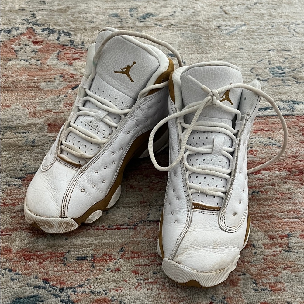 Nike Kids Shoes White and Gold